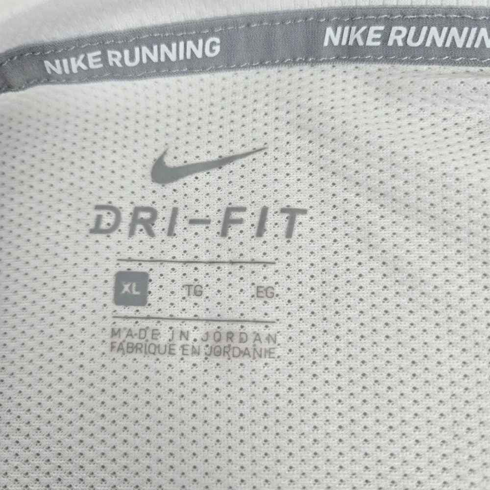 Nike Running Dri-FIT Shirt Mens XL White Nike Air Graphic Tee Train Athletic